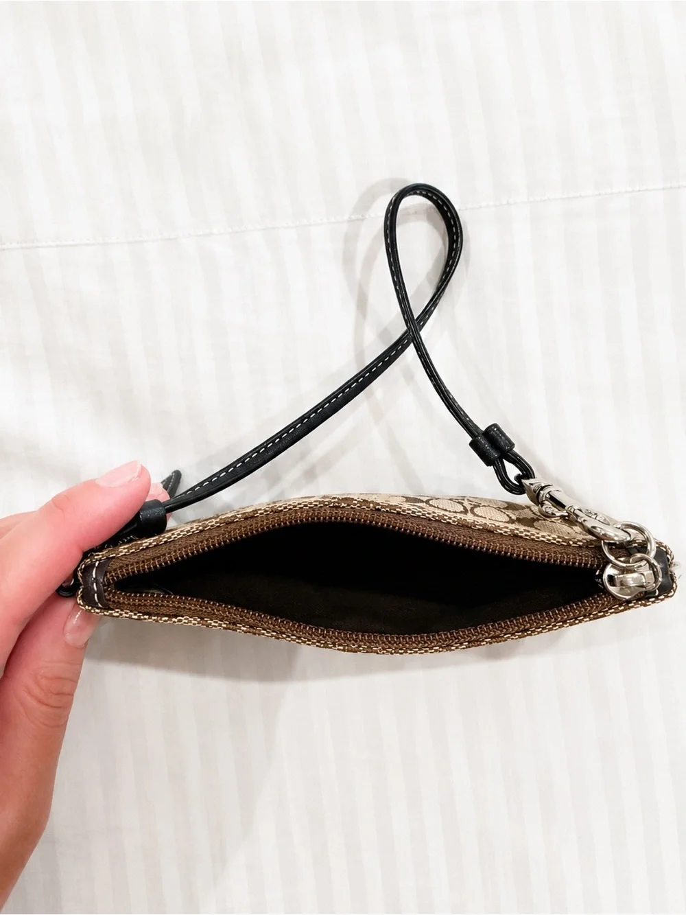 Coach Signature C Jacquard Wristlet Brown Tan